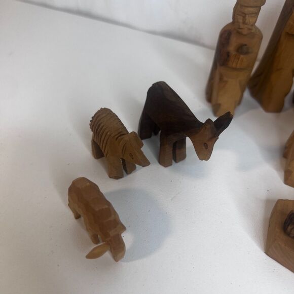 Nativity Scene Wooden Hand Carved Olive Made in Israel VTG 14 PC Set Christmas - Picture 4 of 9